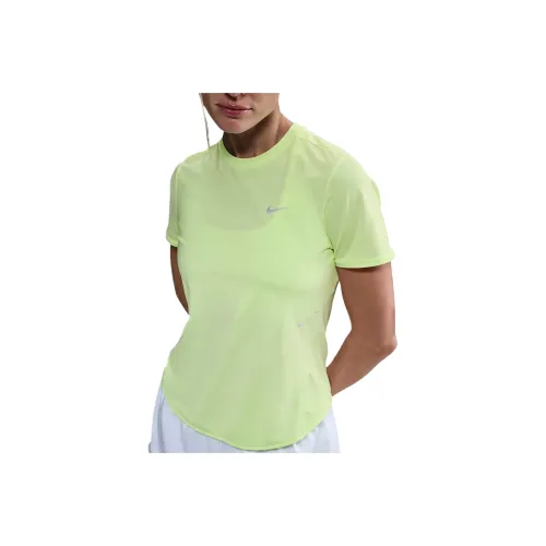 Nike Swift Women's Dri FIT Short Sleeve Running Top