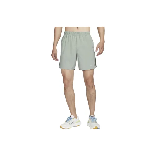 Nike Dri FitChallenger Casual Shorts Men's Horizon Green