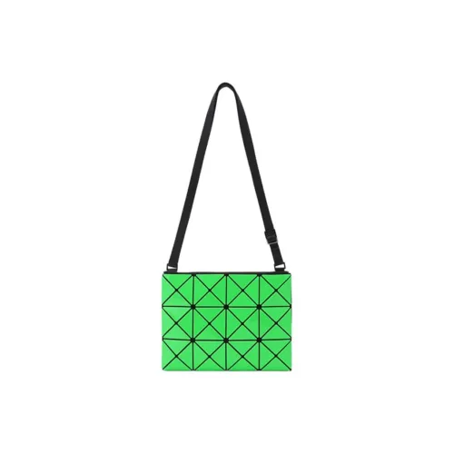 ISSEY MIYAKE Lucent Gloss Artificial Leather Shoulder Bag Crossbody Bag Regular Women's Green
