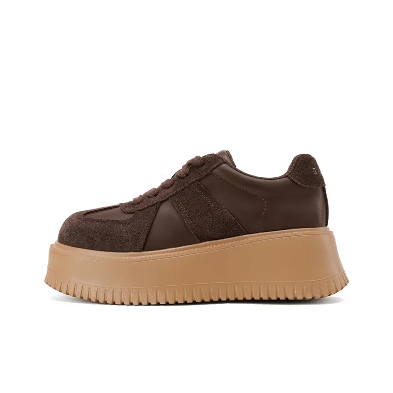 GOLDLION Cushioning Low Top Casual Shoes Women's-6