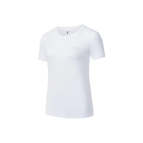 Saucony T-Shirts Women's
