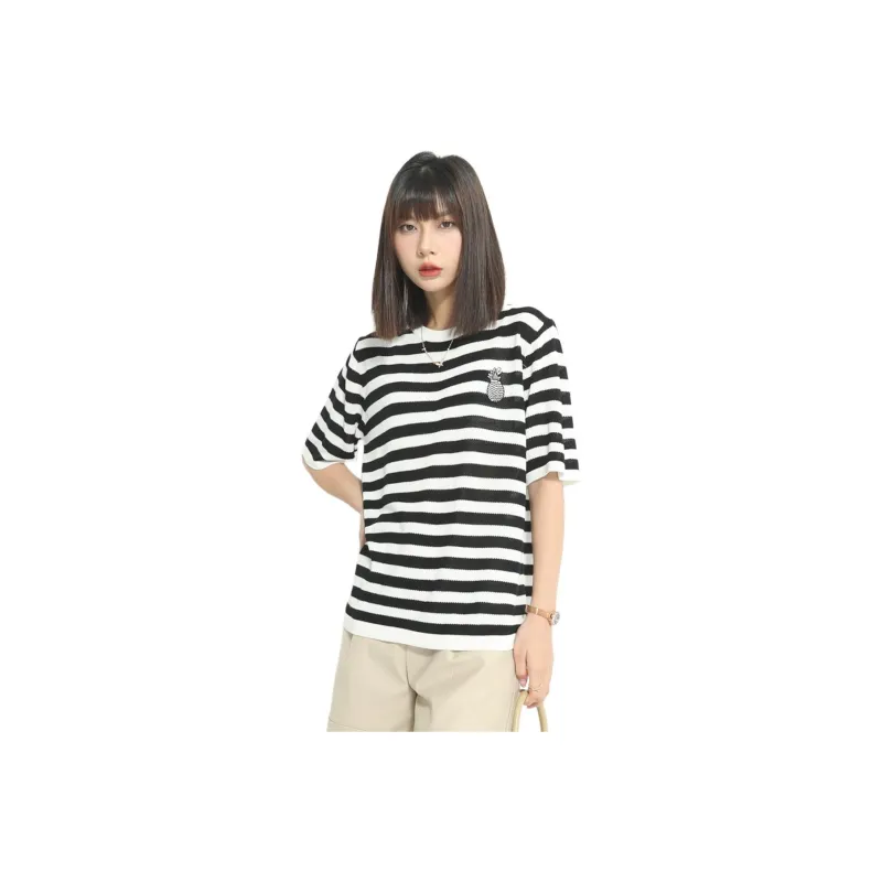 X MOOM T Shirt Women's Black Stripes-0