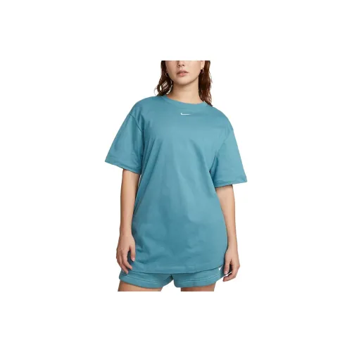 Nike Sportswear Essentials Series T Shirts Women's Noise Wave Light Green