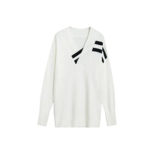 AMII Sweater Women's Black/Ecru