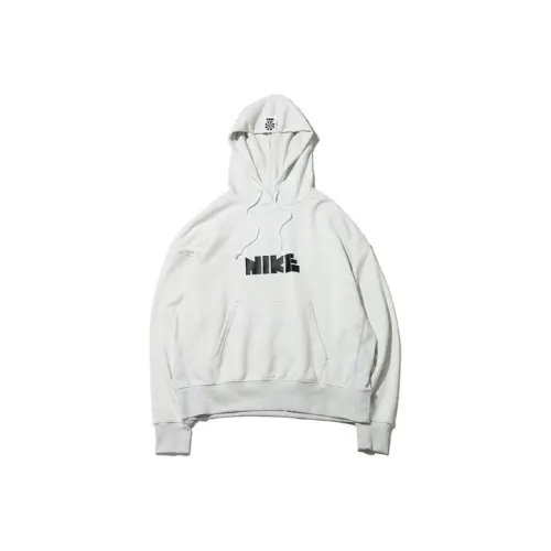 Nike Women's NSW CIRCA Sweatshirts Women's White
