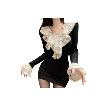 The Temptation Of The Muse Flared Sleeve T Shirt Women's Black