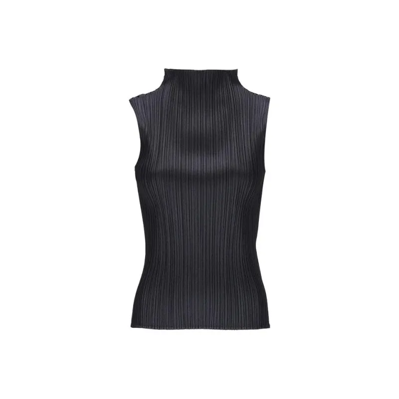 PLEATS PLEASE ISSEY MIYAKE T Shirt Women's Black-0