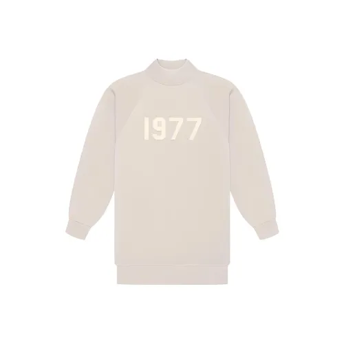 Fear Of God Essentials Women's1977 3/4 Sleeve Mockneck Wheat