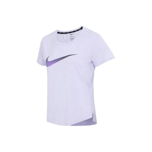 Nike T Shirts Women's Light Purple