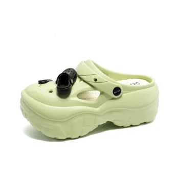 DAPHNE Clogs Women's Light Green