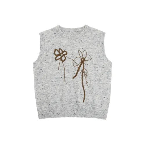 Saotome Sweaters Women's