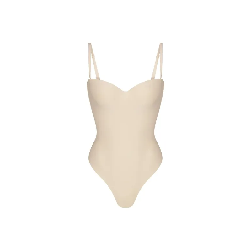 SKIMS BODY UNDERWIRE THONG BODYSUIT Bodysuits Women's SAND/Sand-0