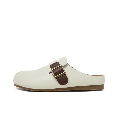 COMELY Closed Toe Slippers Women's White
