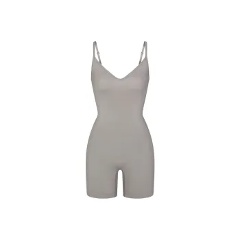 SKIMS SOFT SMOOTHING SEAMLESS CAMI ONESIE Bodysuits Women's SMOKE/Smoke Gray