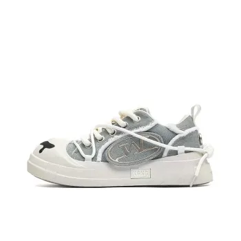 Mo Xu Big Head Open Ended Smile Slip Resistant Low Top Skateboard Shoes Unisex