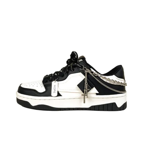 A&M Abrasion Resistant Breathable Low Top Skateboard Shoes Unisex Black White