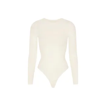 SKIMS ESSENTIAL CREW NECK LONG SLEEVE BODYSUIT Bodysuits Women's ECRU/Natural