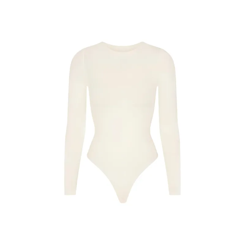 SKIMS ESSENTIAL CREW NECK LONG SLEEVE BODYSUIT Bodysuits Women's ECRU/Natural-0