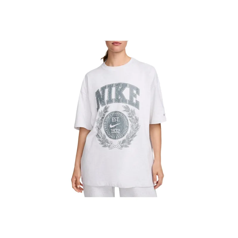 Nike Sportswear Essential Women's Oversized T-Shirt-0