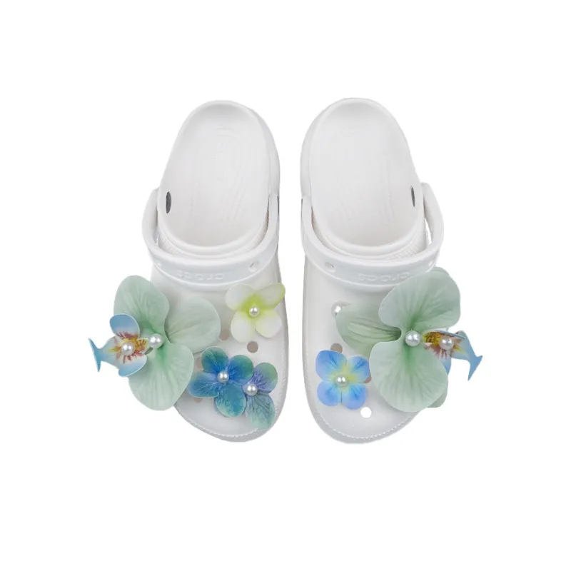 Crocs Classic Platform Clog Clogs Women's-3