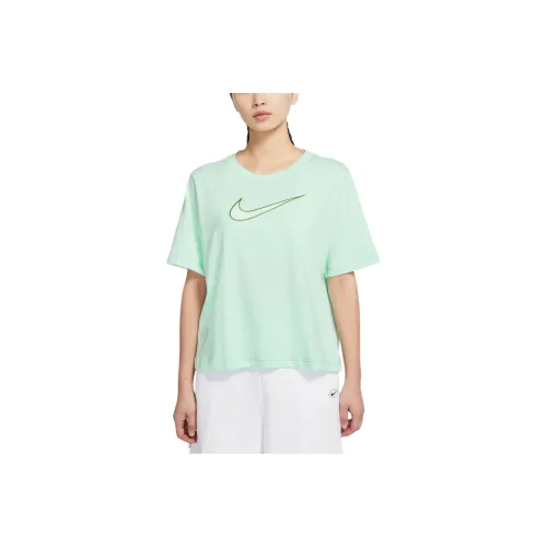 Nike Sportswear T-Shirt Women's cmax Mint Green
