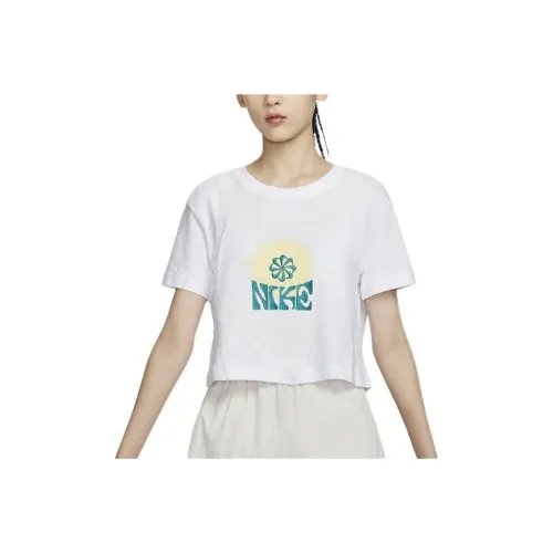 Nike Sportswear Women's Floral Embroidered Crewneck T Shirt White