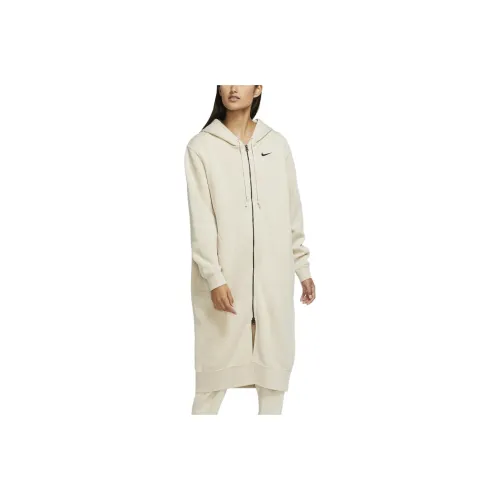 Nike Jackets Women's Oat