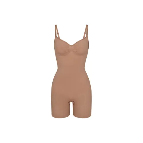 SKIMS SEAMLESS SCULPT MID THIGH BODYSUIT Bodysuits Women's Ochre/SIENNA