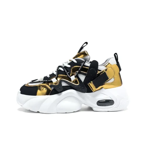 PLAY COBBLER Low Top Chunky Sneakers Men's