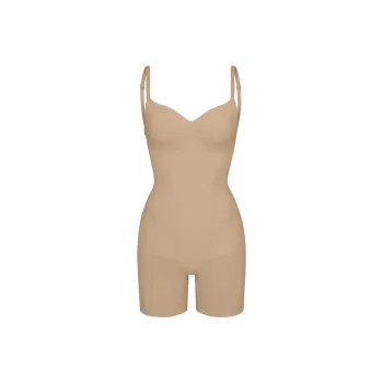 SKIMS SEAMLESS SCULPT LOW BACK MID THIGH BODYSUIT Bodysuits Women's CLAY/Clay