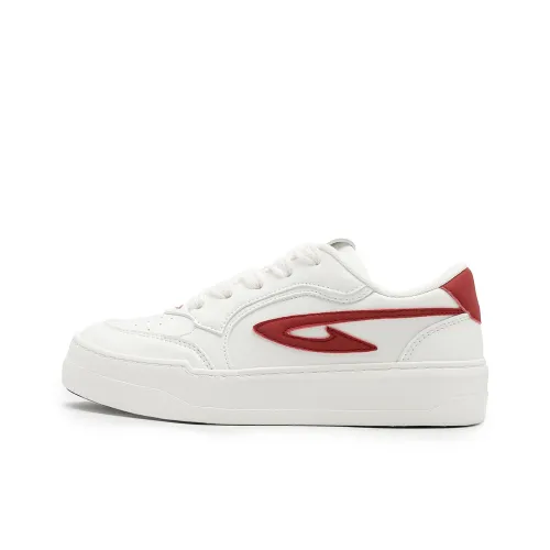 DEERWAY Wear resistant, Lightweight, Breathable, And Non slip. Low Top Casual Shoes Women's White Red