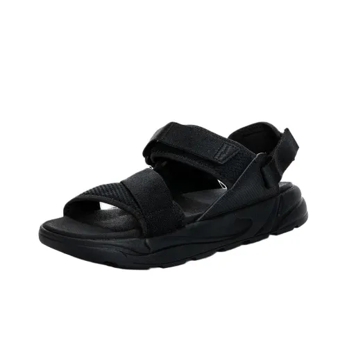 Erke Beach Sandals Men Jet Black