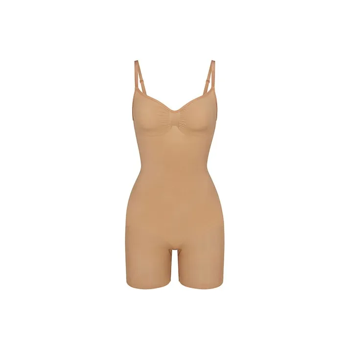 SKIMS SEAMLESS SCULPT MID THIGH BODYSUIT Bodysuits Women's Tawny/OCHRE-0