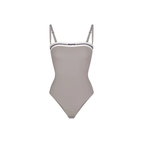 SKIMS FITS EVERYBODY LOGO STRAIGHT NECK BODYSUIT Bodysuits Women's SMOKE/Smoke Gray