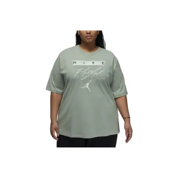 Nike Flight Heritage Women's Graphic T-Shirt Plus Size