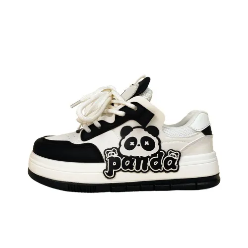 A&M Abrasion Resistant Breathable Height Increasing Low Top Skateboard Shoes Women's Black White