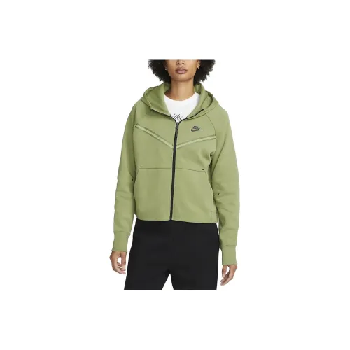 Nike Sportswear Women's Tech Fleece Hoodie & Joggers Set Alligator/Black