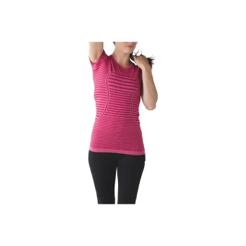 Lululemon Swiftly Tech Other T-Shirt Women's Rose Red
