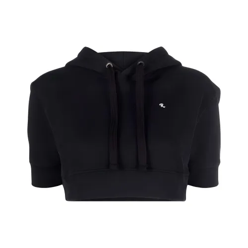 the Beaverton sportswear brand already has a few more ensembles geared up for a debut