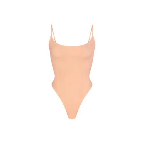 SKIMS FITS EVERYBODY CAMI BODYSUIT Bodysuits Women's Faded Nectar