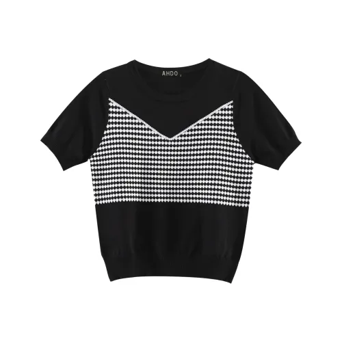 AHDO T-Shirts Women's Black
