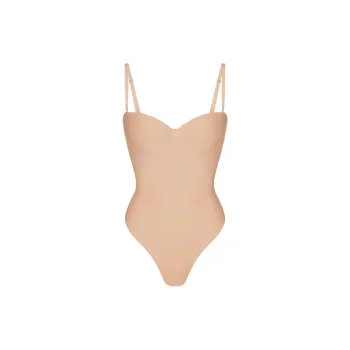 SKIMS BODY UNDERWIRE THONG BODYSUIT Bodysuits Women's CLAY/Clay