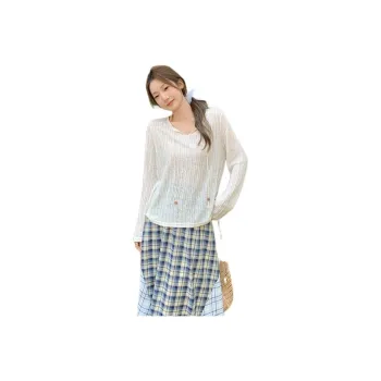 Mu Xiao Xin T Shirt Women's Apricot