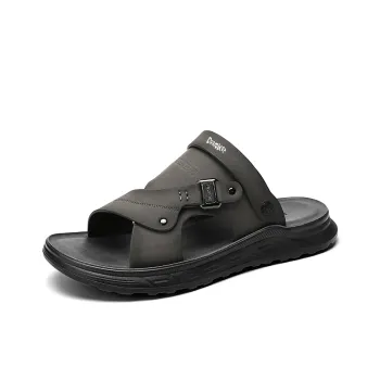 Budding Bear Beach Sandals Men's