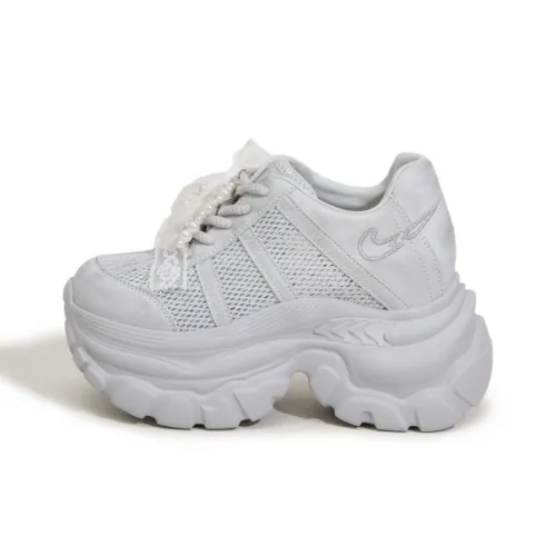 Milan love song Chunky Sneakers Women's Low Top White