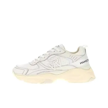Stuart Weitzman/SW Low Top Casual Shoes Women's White