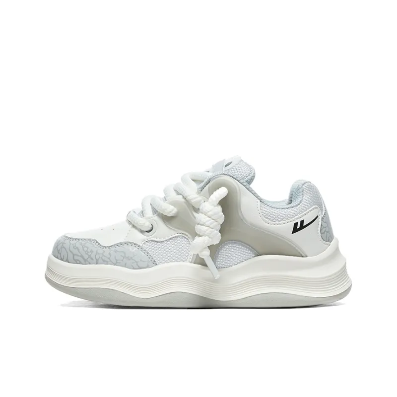 Warrior Anti Slip And Wear Resistant Height Increasing Low Top Skateboard Shoes Unisex Gray White-0