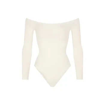 SKIMS ESSENTIAL OFF THE SHOULDER BODYSUIT Bodysuits Women's ECRU/Natural