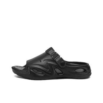 Budding Bear Beach Sandals Men's