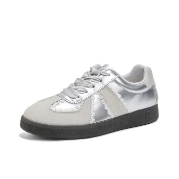 La Chapelle Slip Resistant, Abrasion Resistant, Rebound Resistant Low Top Casual Shoes Women's Silver Gray